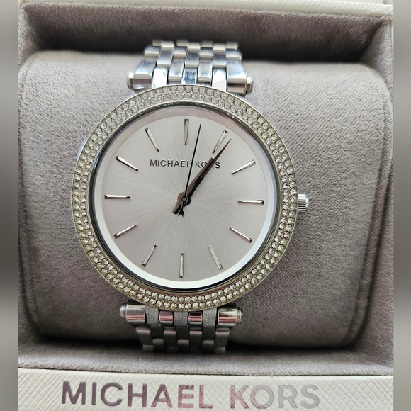 Jewelry Bundle - Picture 2 of 9